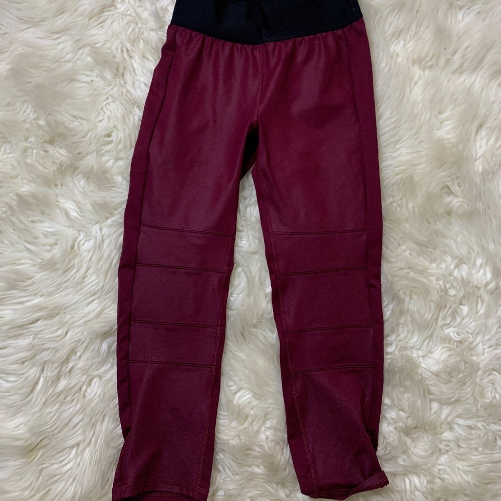 Maroon “Wonder Woman” half leggings